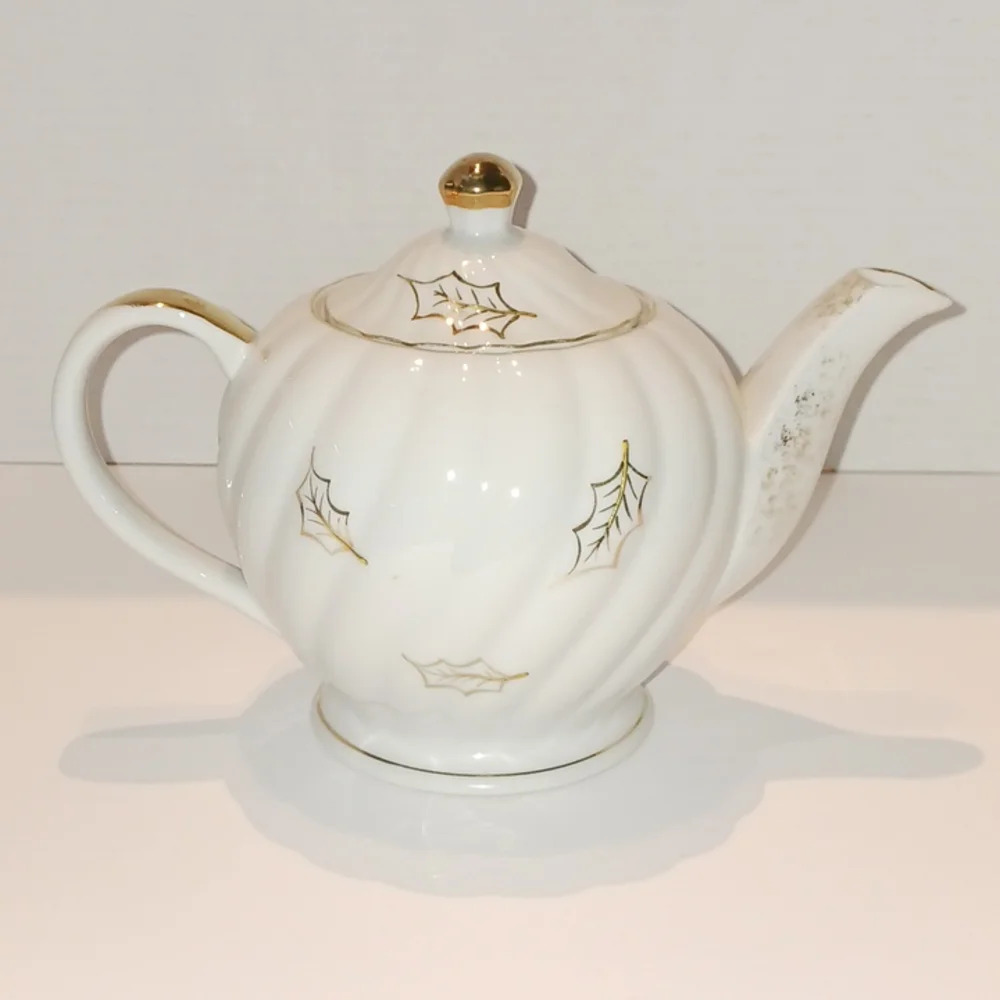 Lefton China - Tea Pot 1878 Christmas Tree! - Picture 4 of 9